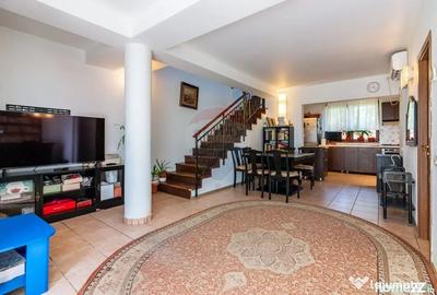 Casă cu 7 camere cu Teren 695 Mp în Tunari