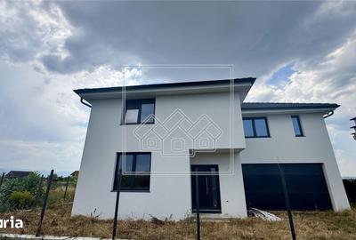 Casă cu 5 camere cu Teren 500 Mp în Central