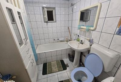 Apartament cu 3 camere decomandat în Luncă - 2
