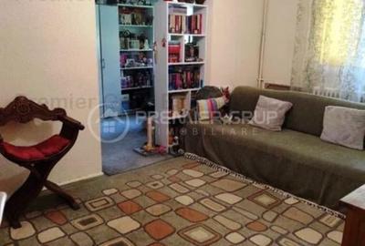 Apartament cu 3 camere nedecomandat în Tătărași