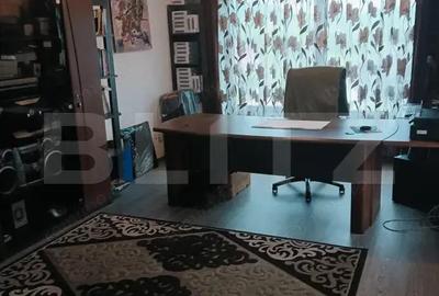 Casă cu 5 camere cu Canalizare în Central - 6