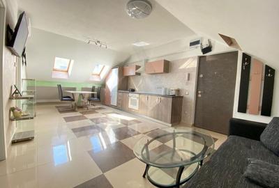 Apartament cu 2 camere decomandat, mobilat în Trei Stejari