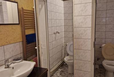 Spațiu comercial, de 196 mp, în Central