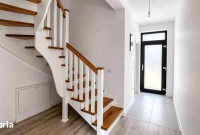 Casă cu 3 camere cu Teren 265 Mp în Sânmihaiu Român