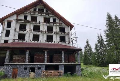 Casă cu 25 camere cu Teren 2000 Mp în Toplița - 3