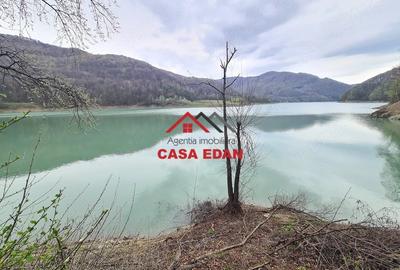 Teren de 1000 mp, în Teșila - 2