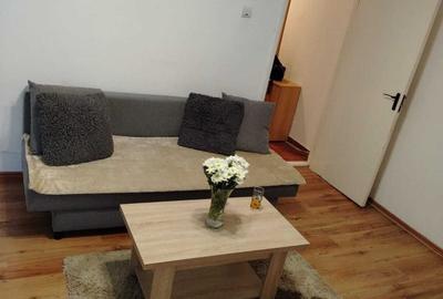 Apartament cu 2 camere semidecomandat în Spitalul Județean