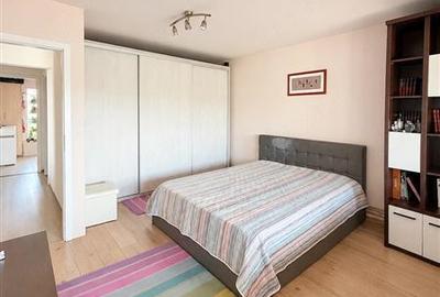 Apartament cu 2 camere decomandat, mobilat în Lipovei