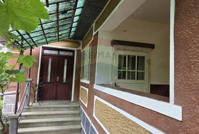 Casă cu 3 camere cu Teren 2200 Mp în Teleac - 11