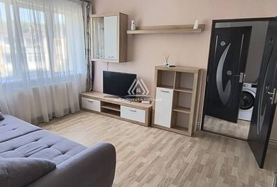 Apartament cu 2 camere semidecomandat în Grigorescu