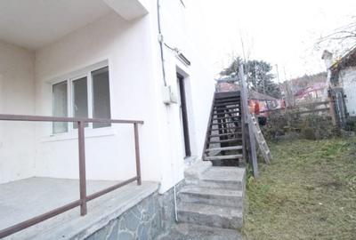 Casă cu 4 camere semidecomandat cu Teren 207 Mp în Central - 15