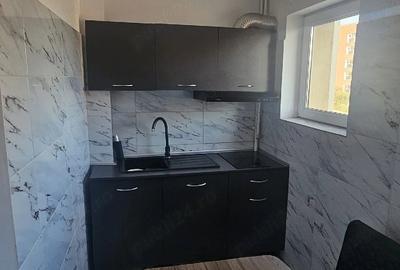 Apartament cu 2 camere decomandat în Bonț - 3
