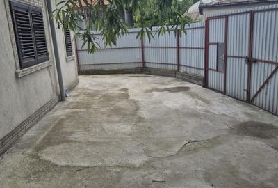 Casă cu 4 camere cu Teren 377 Mp în Central