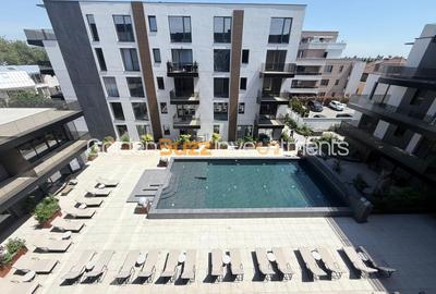 Apartament cu 4 camere decomandat, mobilat în Iancu Nicolae