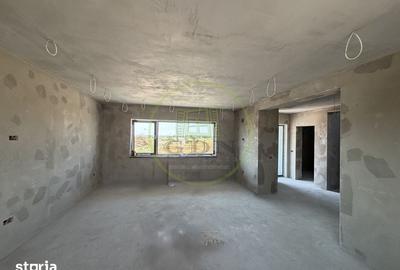 Casă cu 4 camere cu Teren 252 Mp în Malu Mare