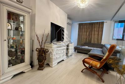 Apartament cu 2 camere semidecomandat, mobilat în Take Ionescu