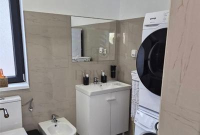 Casă cu 3 camere cu Teren 250 Mp în Sânmihaiu Român