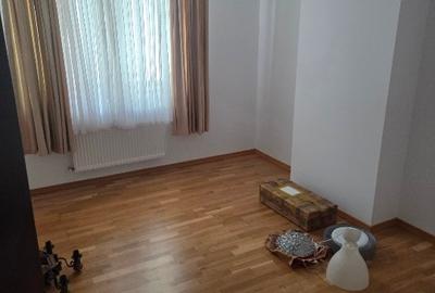 Apartament cu 3 camere decomandat, mobilat în Herăstrău - 8