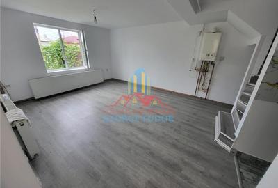 Casă individuală cu 3 camere cu Canalizare în Central - 7