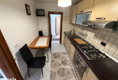 Apartament cu 2 camere decomandat în Est