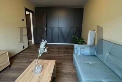 Apartament cu 3 camere în Complex Studențesc