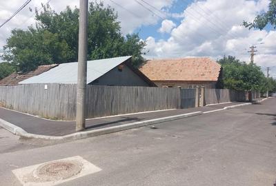 Casă cu 4 camere în Central - 1
