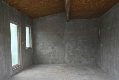 Spațiu comercial, de 90 mp, în Primo