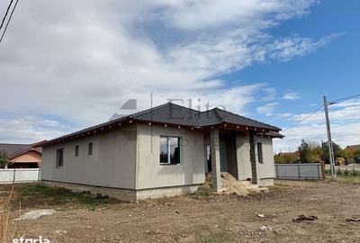 Casă cu 3 camere cu Teren 687 Mp în Nojorid