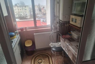 Apartament cu 2 camere nedecomandat în Central
