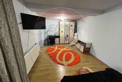 Casă cu 4 camere cu Teren 899 Mp în Grebănu - 5