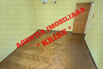 Apartament cu 2 camere decomandat în Trivale