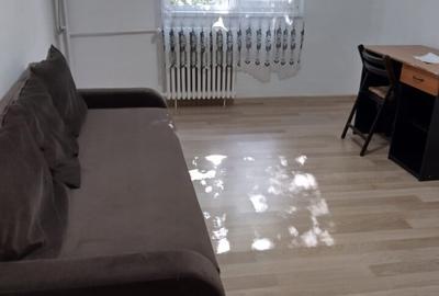 Apartament cu 2 camere decomandat în Sud