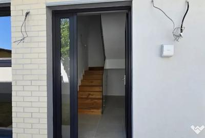 Casă cu 4 camere cu Teren 146 Mp în Bucureștii Noi