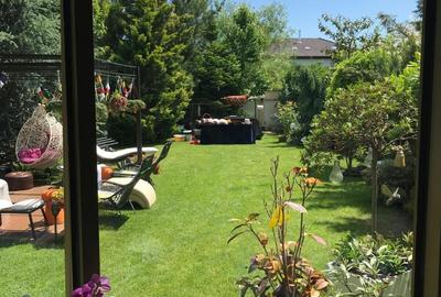 Duplex cu 5 camere cu Canalizare în Iancu Nicolae