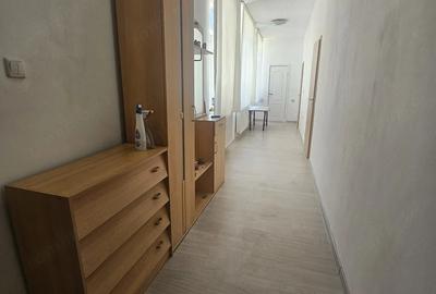 Casă cu 3 camere cu Teren 131 Mp în Dâmbovița