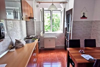 Apartament cu 4 camere semidecomandat, mobilat în Dacia - 2