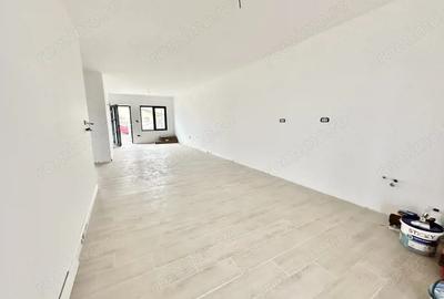 Casă cu 3 camere cu Teren 370 Mp în Bucovăț (Remetea Mare) - 3