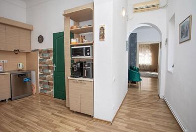 Casă individuală cu 4 camere cu Canalizare în Central - 18
