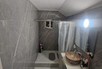 Apartament cu 4 camere semidecomandat în Central