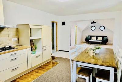 Apartament cu 3 camere în Central - 1