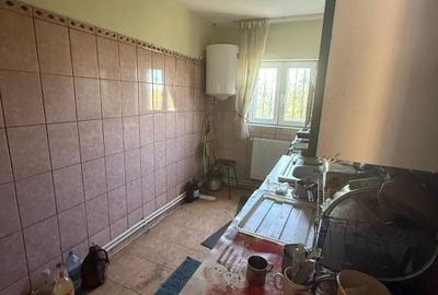 Casă cu 3 camere cu Teren 1200 Mp în Pielești - 5