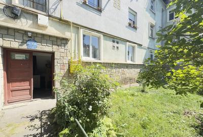 Apartament cu 2 camere în Moinești