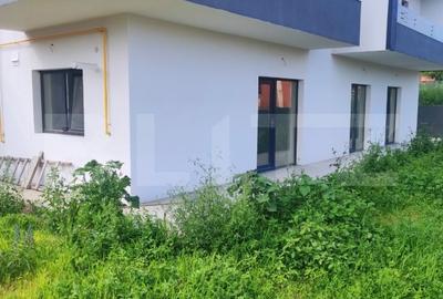 Apartament cu 3 camere decomandat în Rediu - 2