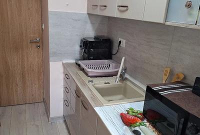 Apartament cu 2 camere decomandat în Exterior Vest