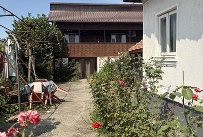Casă cu 4 camere în Drăguțești