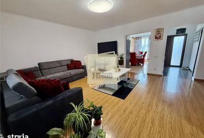 Casă cu 4 camere cu Teren 220 Mp în Central