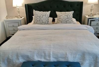 Apartament cu 2 camere decomandat în Victoriei