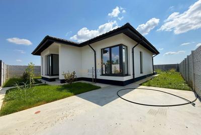 Casă individuală cu 3 camere cu Canalizare în Vidra - 2