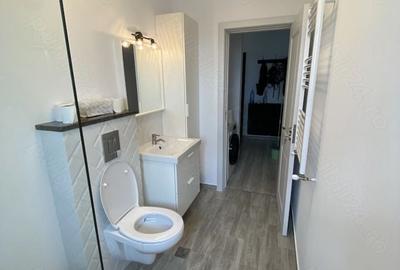 Apartament cu 2 camere decomandat în Roșu
