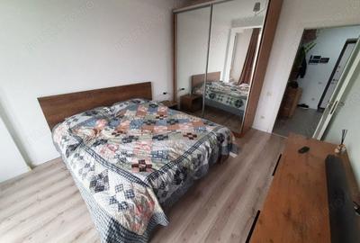 Garsonieră decomandată în Romană